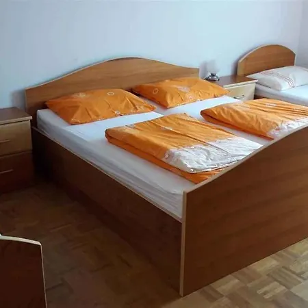 Apartmán And In Kranjska Krain 26042 Šmarješke Toplice
